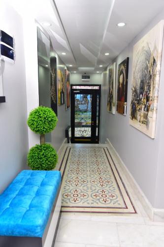 LITTLE SOFIA HOTEL - image 4