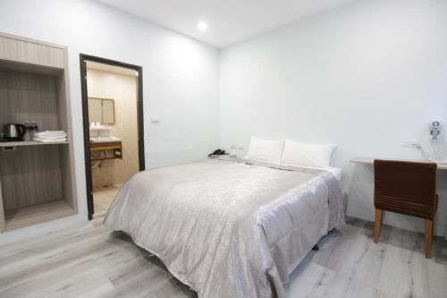 WE Hotel in เหมียวลี่