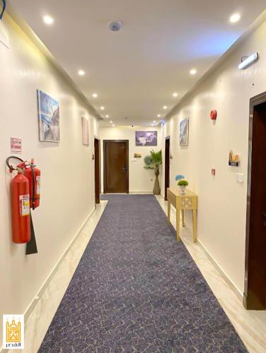 Фасада на хотела, Alqasr Alaskan in Камис Мушаит