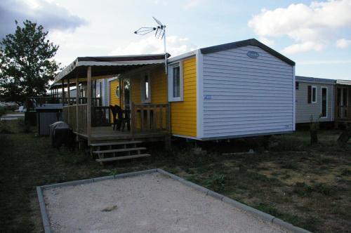 Comfortable mobile homes in the area of Dugny in the Loire Valley gîte à louer Orchaise
