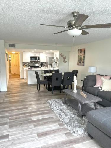 Grand Family 3BD Condo Apartment near Disney Parks #5 - image 2