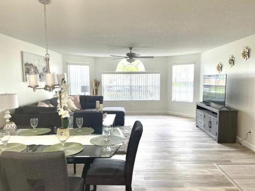 Grand Family 3BD Condo Apartment near Disney Parks #5 - image 5