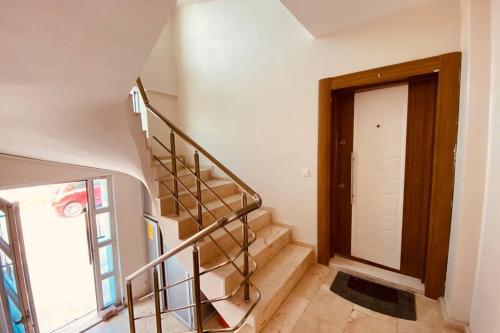 Kusadası'nda 1+1 daire Lena
