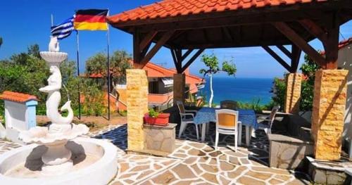 AGATHA STUDIOS PARADISE