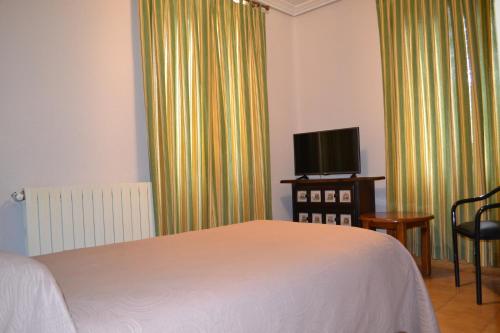 Hostal Aribel Longinos - image 11