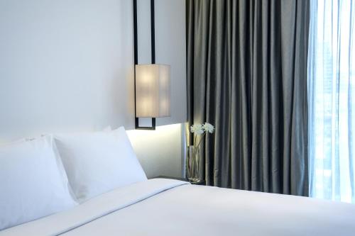 290866009 Amara Bangkok Hotel