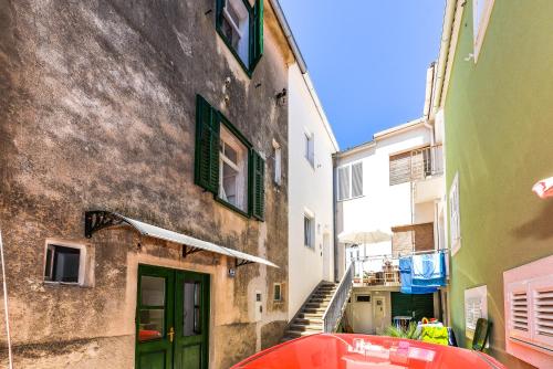  Apartments Cherry in Novalja