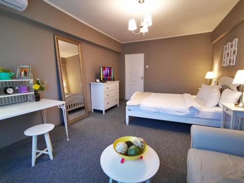 Sudului 810 by MRG Apartments - image 6