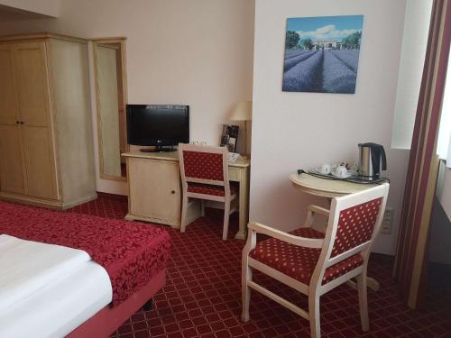 Mercure Hotel Chateau Berlin am Kurfürstendamm - image 7