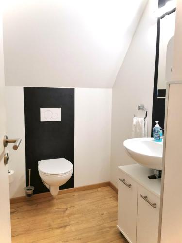 Lebererhof Apartments - XL2 9.7km von Kirschenstraße entfernt