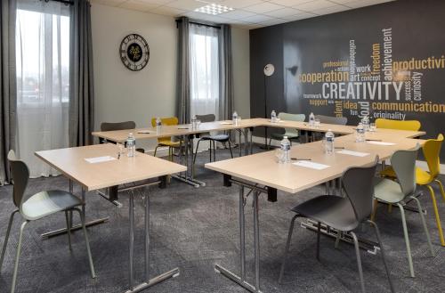 ibis Clermont Ferrand Nord Riom - image 14