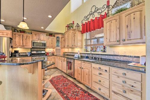 Expansive Angel Fire Retreat 1 Mi to Fishing! - main image