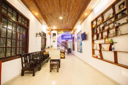 Lobby, Lum Dong Tien Hotel in Hue