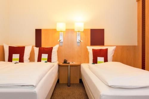 Hotel Scala Frankfurt City Centre - image 3