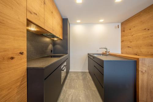 LAAX Homes - Val Signina 7-12 - Apartment - Laax