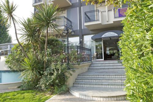 Hotel President - image 8