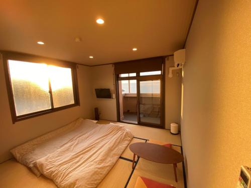 4 futon beds