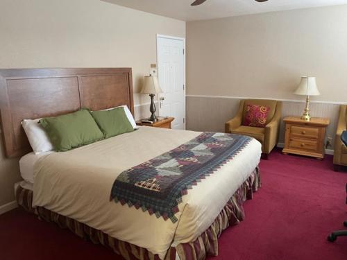 Standard King Room