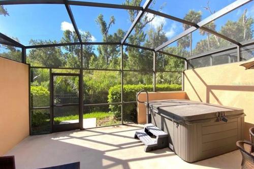 Regal Oaks Little Hideaway