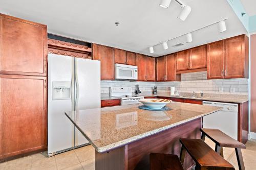 Laketown Wharf IV - image 4