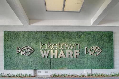Laketown Wharf IV