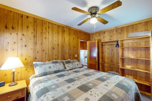 Cedaroma Cabin 6 - image 8