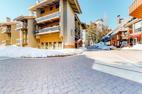 Emmons Escape & Cozy Slopeside Condo - Crested Butte