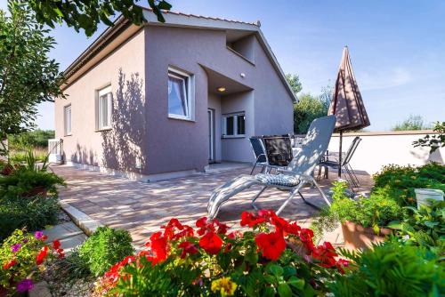  Holiday home in Dobropoljana 35484, Unterkunft in Dobropoljana