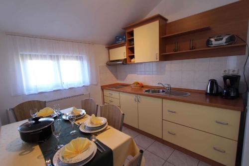  Apartment in Malinska/Insel Krk 35467 in Malinska