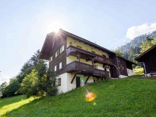  Holiday home in Mühlbach im Pinzgau 35597, Pension in Dorf