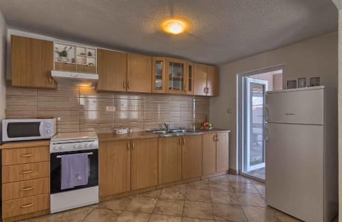Holiday home in Liznjan - Istrien 35288, Ližnjan (Lisignano) (foto 4)
