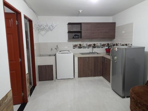 virtuve, J79 Apartamentos Cerca al Parque Deportivo-pista de BMX- Pista patinaje velocidad- Complejo Acuático (J79 Apartamentos - Cerca al Parque Deportivo -Pista BMX- Pista Patinaje Velocidad - Coliseo Mayor - ) in El Salado