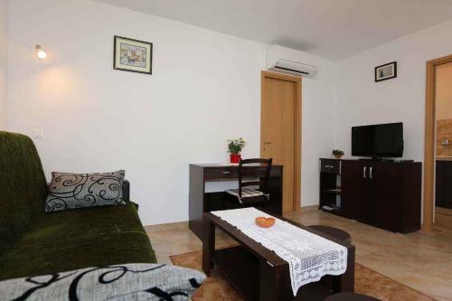 Apartment in Silo - Insel Krk 13583, Šilo (Foto 8)