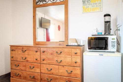 設施, Baker City Motel & RV in 貝克城
