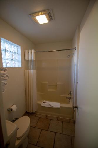 Reeds Lodge - image 11