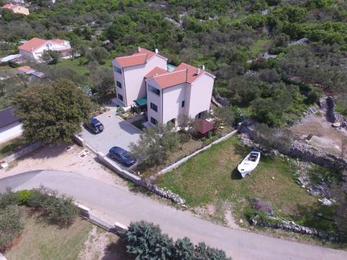  Holiday home in Punat/Insel Krk 13380, Ferienwohnung in Punat