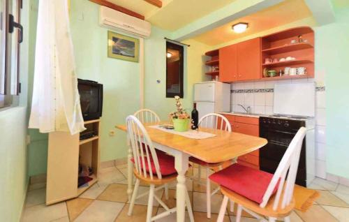  Zdrelac Two-Bedroom Apartment 1 in Ždrelac