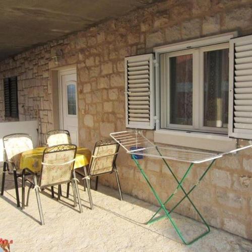Apartments by the sea Postira Brac - 16092 - image 6