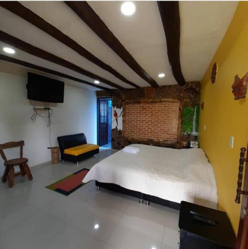 hotel campestre ghuru