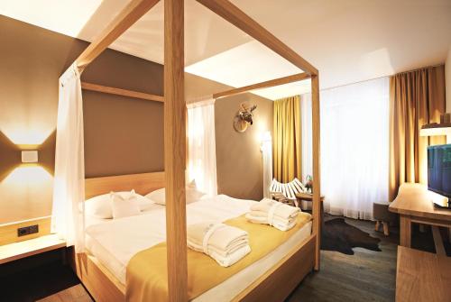 1 queen bed