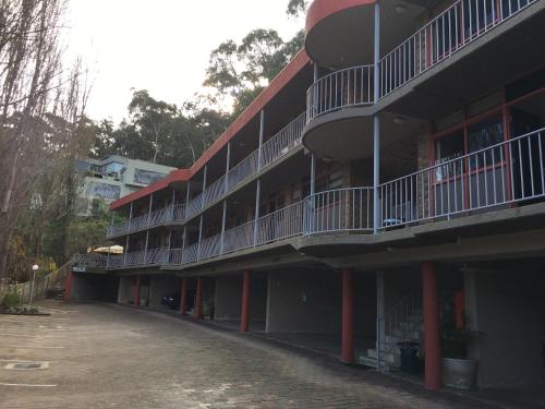 A szálláshely kívülről, Lorne Coachman Inn in Lorne