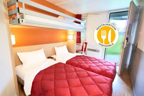 3 twin beds