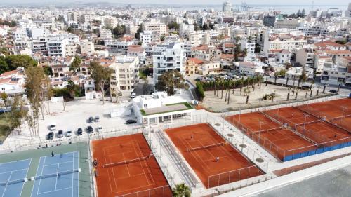 Liv Urban Hotel Larnaca - image 10