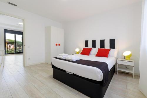 Aparthotel Sarfels Castelldefels - image 11