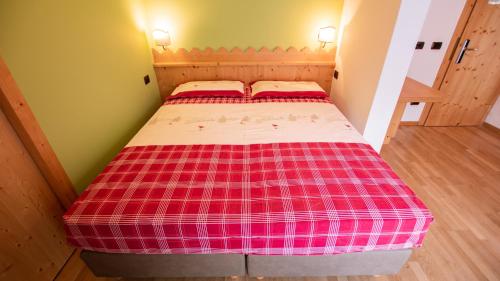 1 sofa bed