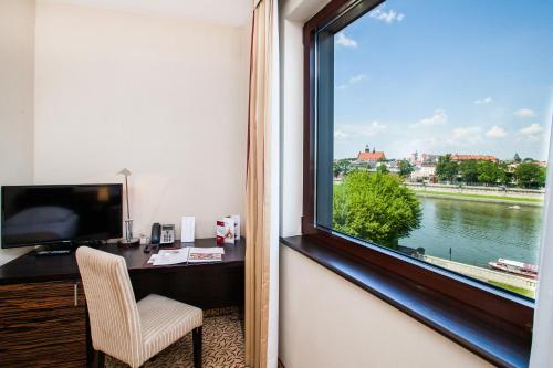 Qubus Hotel Kraków - image 9
