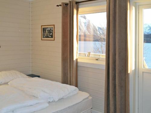 5 person holiday home in Laukvik
