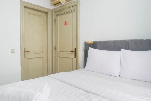 Spacious Classic 1BR Apartment at Taman Beverly By Travelio, Putat-gede