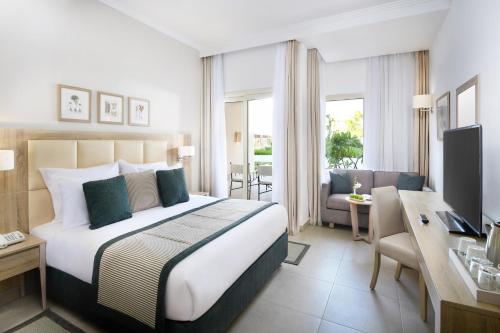 Superior, Queen or Twin Bed, Garden View room in JAZ Elite Casa Del Mar Beach