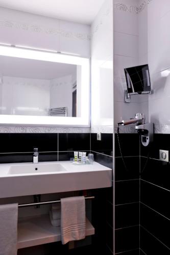 Hôtel Mercure Lyon Centre Charpennes - image 9